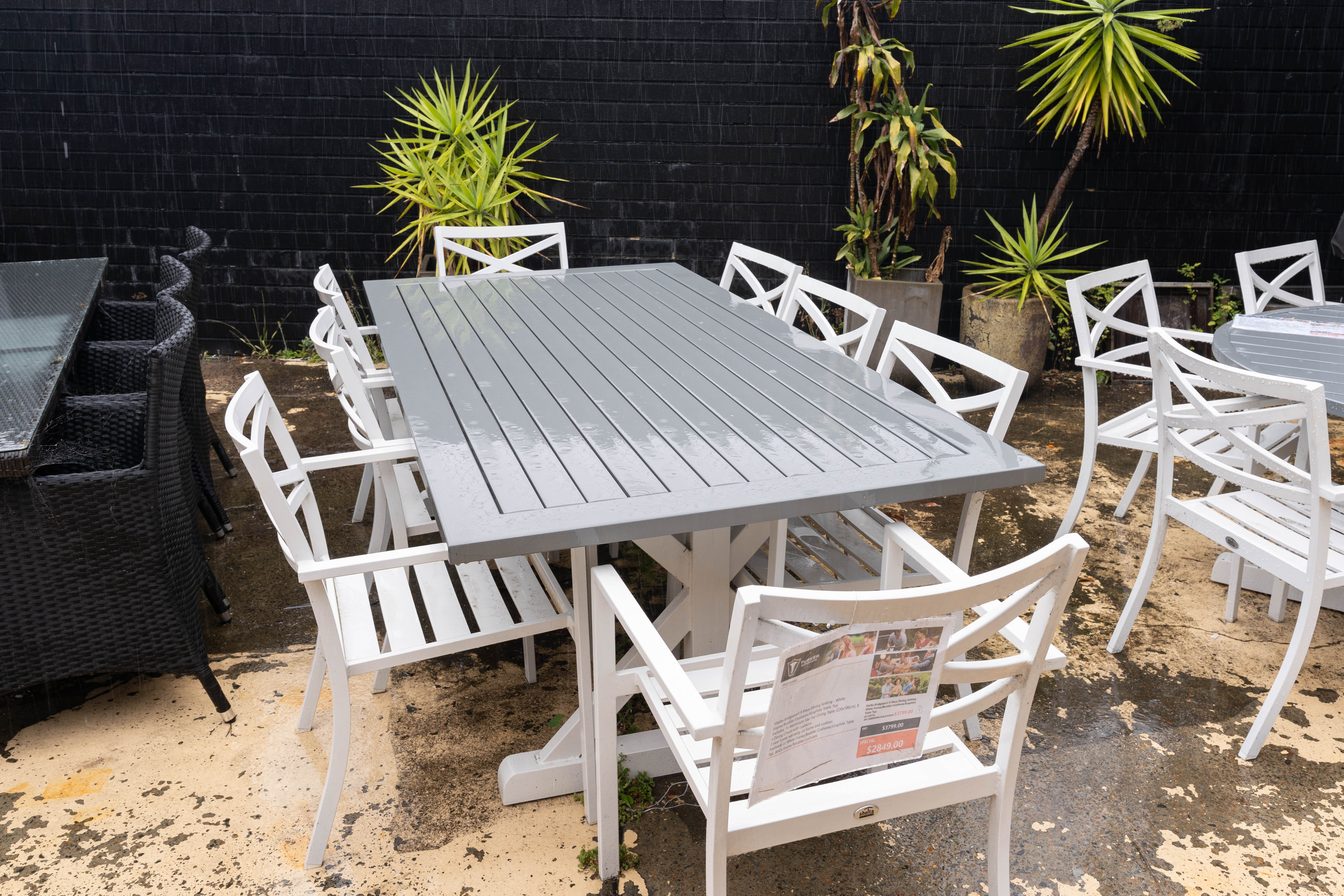 Clearance Sale - Shelta Bridgeport 9 Piece Dining Setting