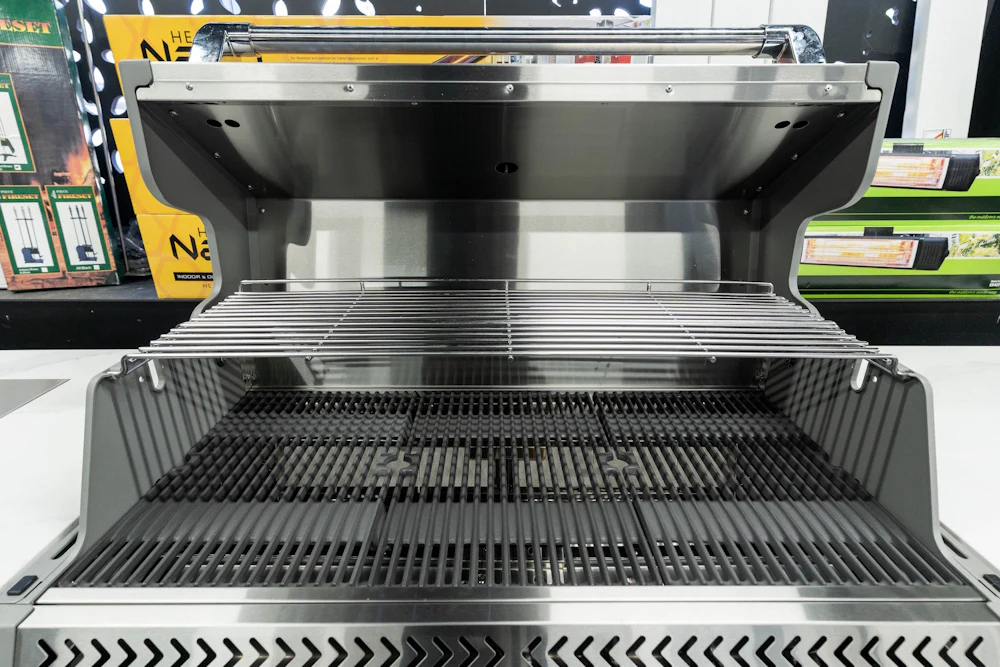 Crossray XPlor 4 Burner Gas Inbuilt BBQ - Image 3