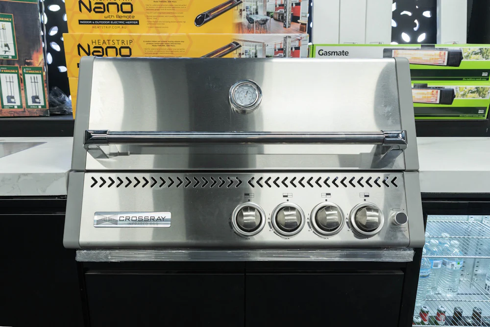 Crossray XPlor 4 Burner Gas Inbuilt BBQ - Image 8