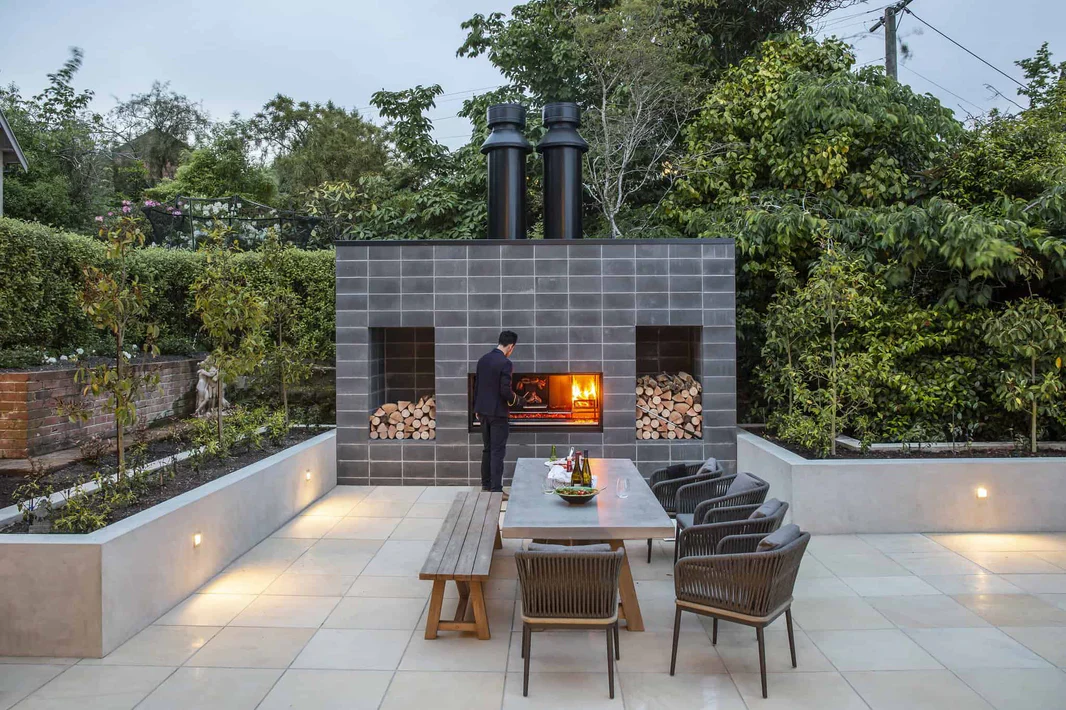 Clearance Sale - Escea EK1550 Outdoor Wood Fireplace Kitchen with Pizza Oven and Accessories - Image 8