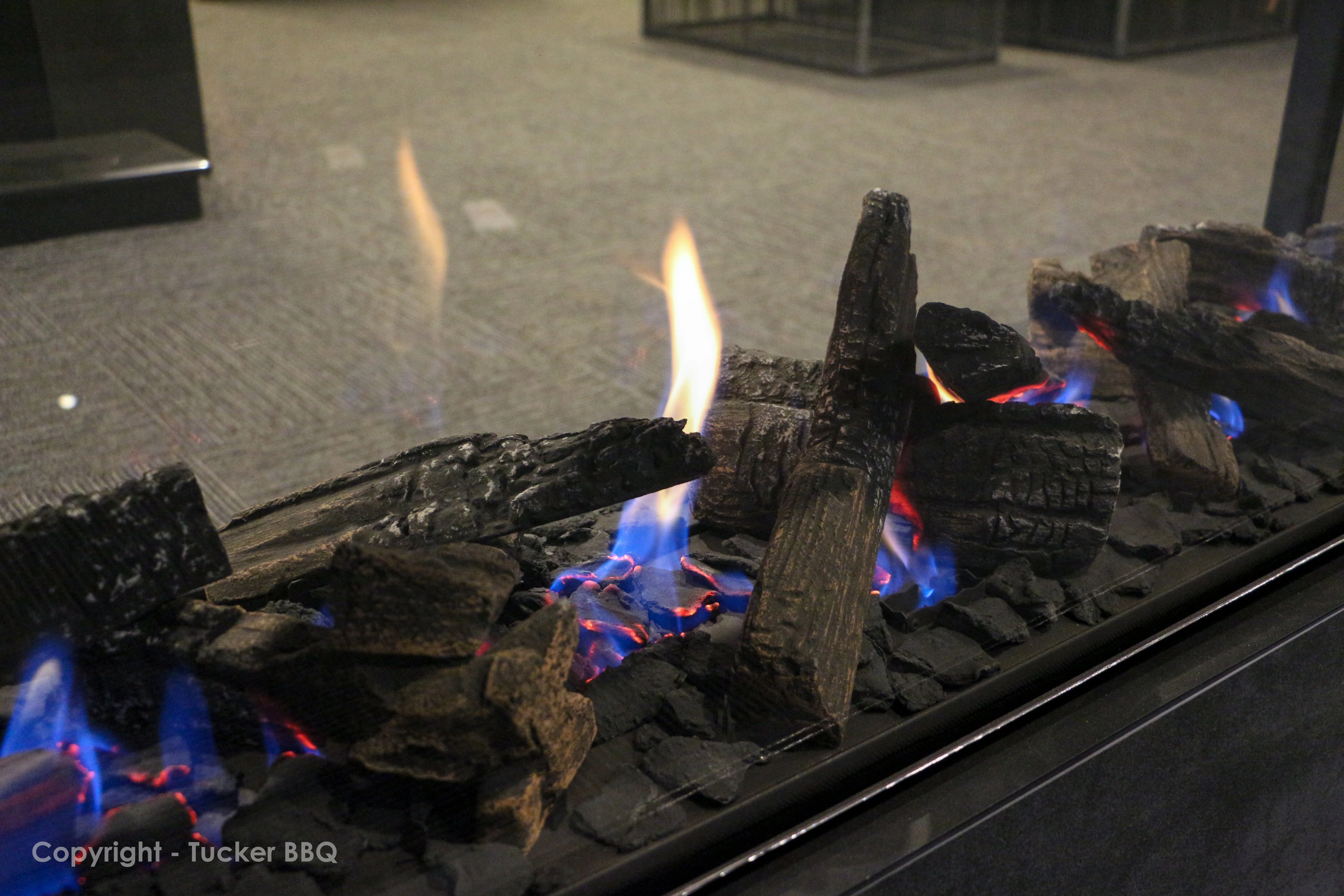 Escea DS1400 Double Sided Gas Fireplace - Image 12