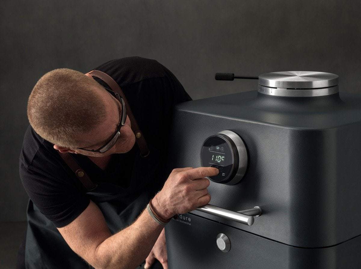Everdure by Heston Blumenthal 4K Electric Ignition Charcoal BBQ Oven (Black) - Image 3