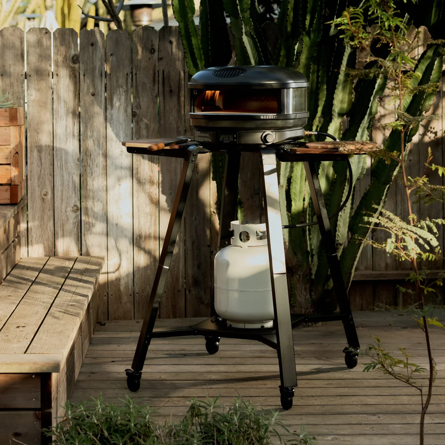 Gozney Arc XL Pizza Oven Black Essentials Bundle - Image 2