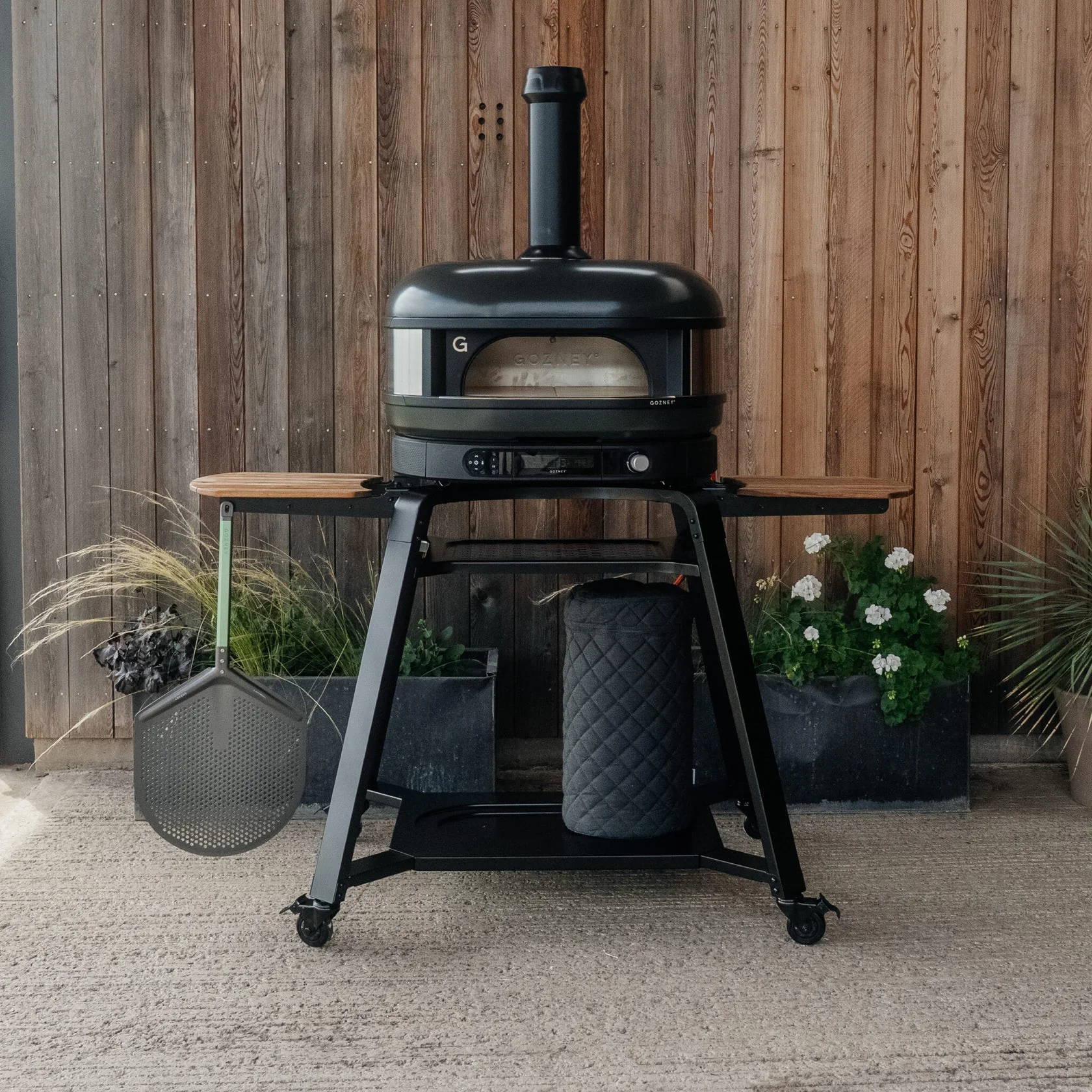 Gozney Dome Gen 2 Pizza Oven Black Essentials Bundle - Hybrid Fuel Propane - Image 2