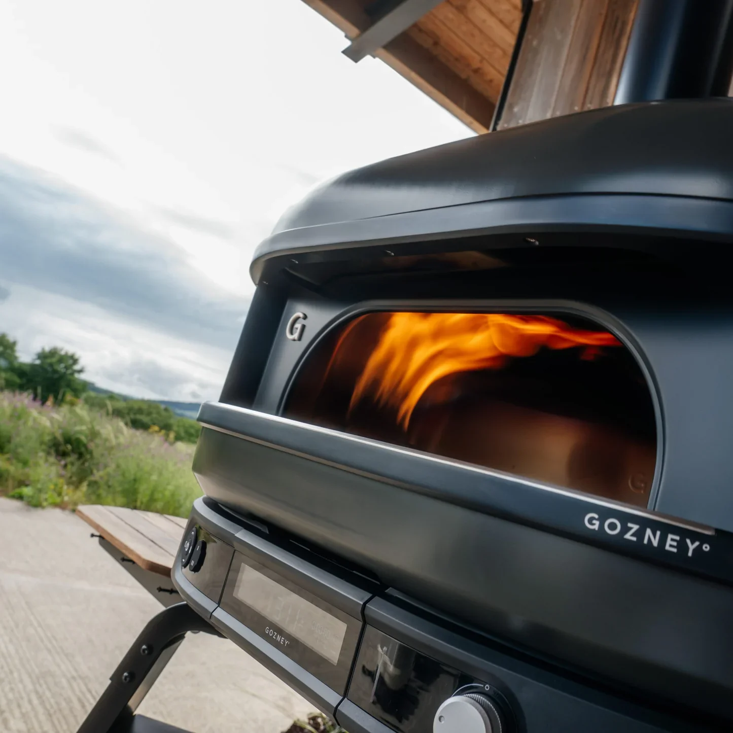 Gozney Dome XL Gen 2 Pizza Oven Black Essentials Bundle - Hybrid Fuel (LPG/Natural Gas) - Image 2