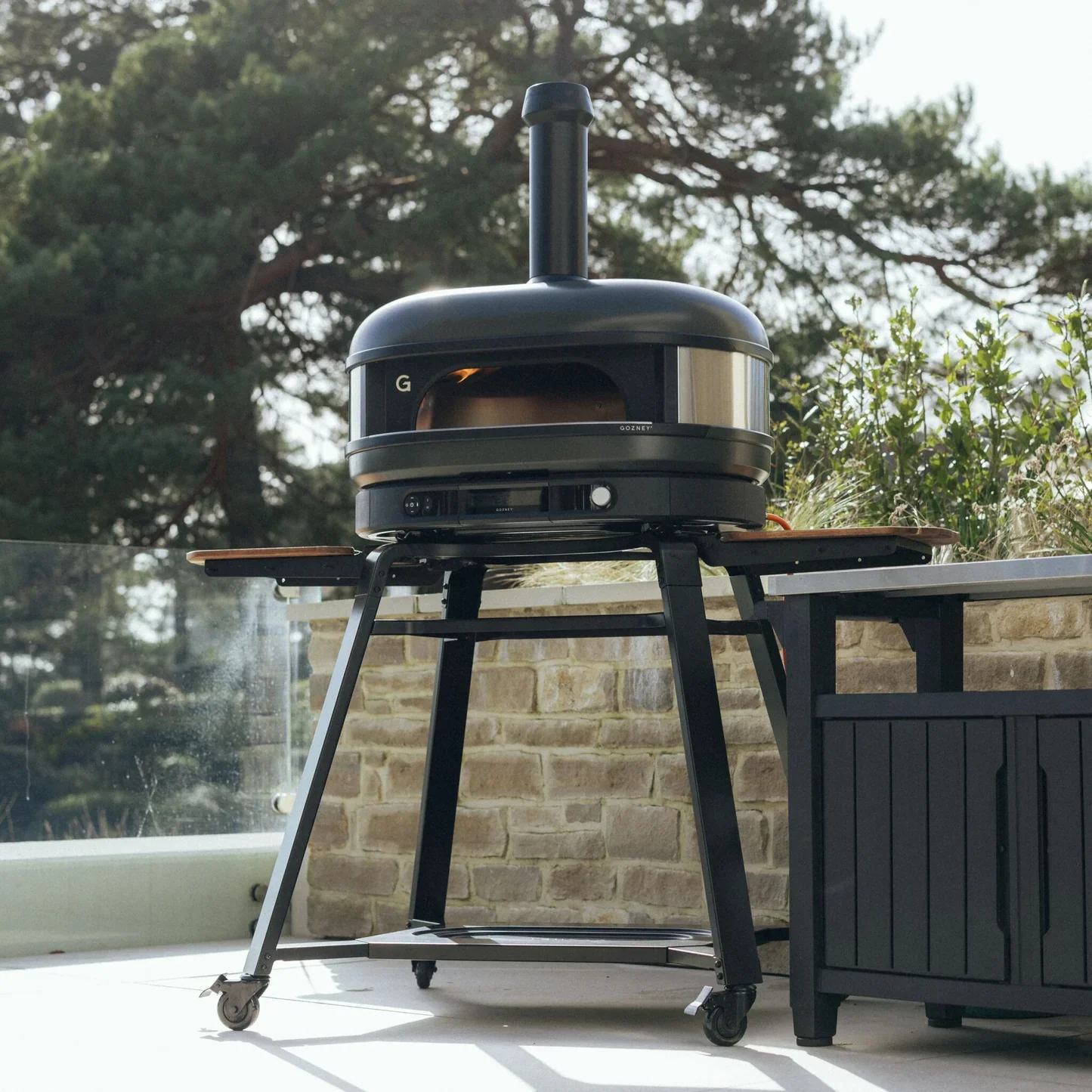 Gozney Dome XL Gen 2 Pizza Oven Black Essentials Bundle - Hybrid Fuel (LPG/Natural Gas) - Image 3