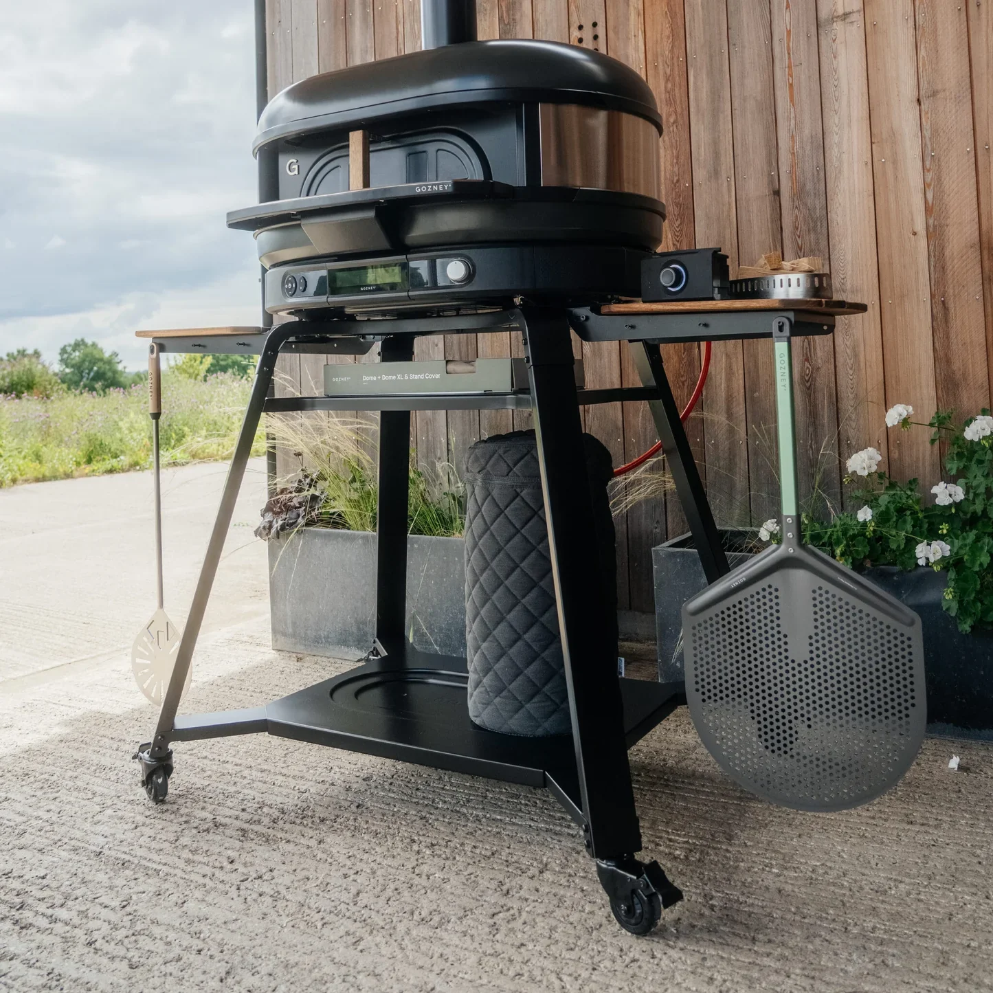 Gozney Dome XL Gen 2 Pizza Oven Black Ultimate Bundle - Hybrid Fuel (LPG/Natural Gas) - Image 3