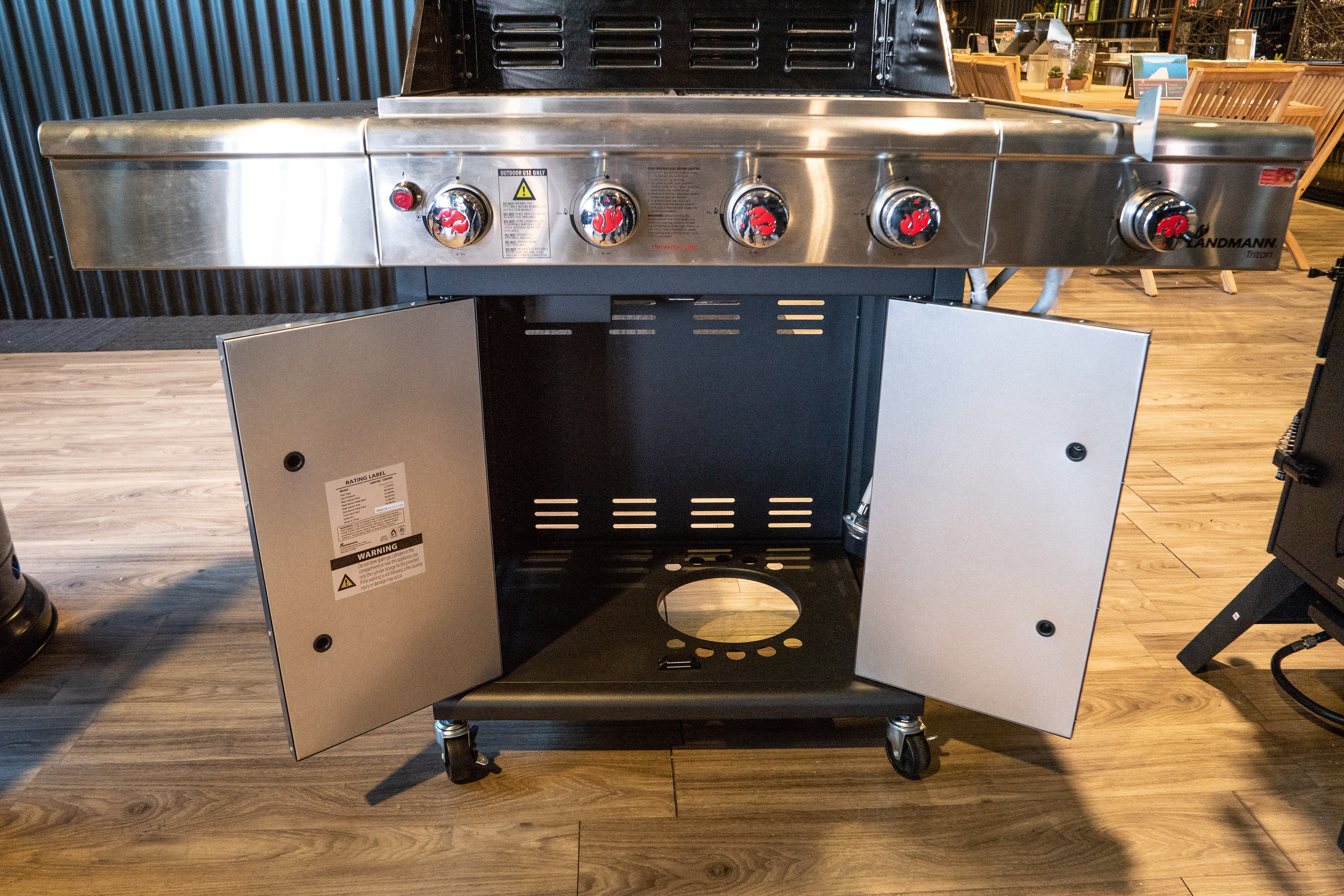 Landmann Triton 4.1 - 4 Burner Graphite - Image 10