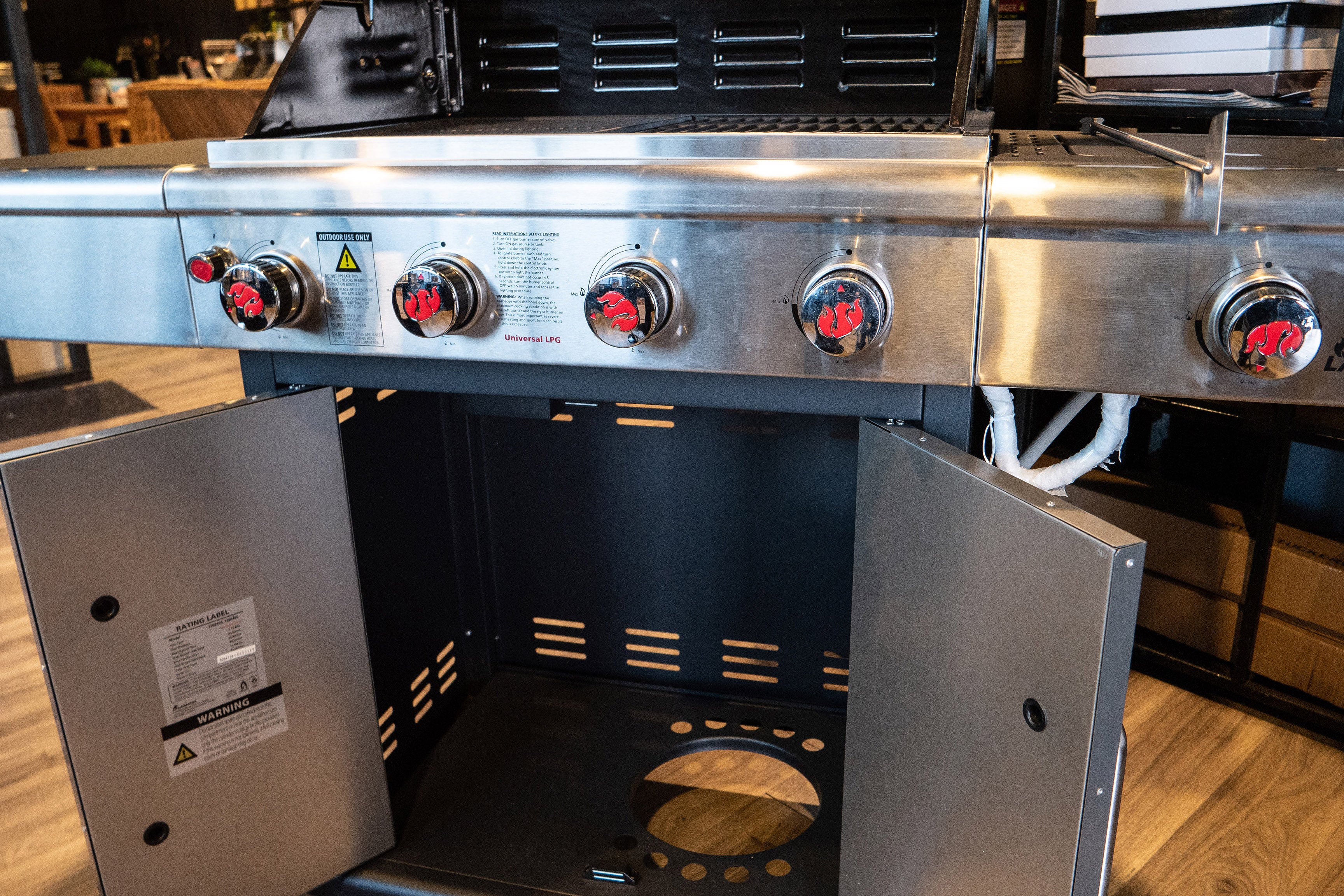 Landmann Triton 4.1 - 4 Burner Graphite - Image 9