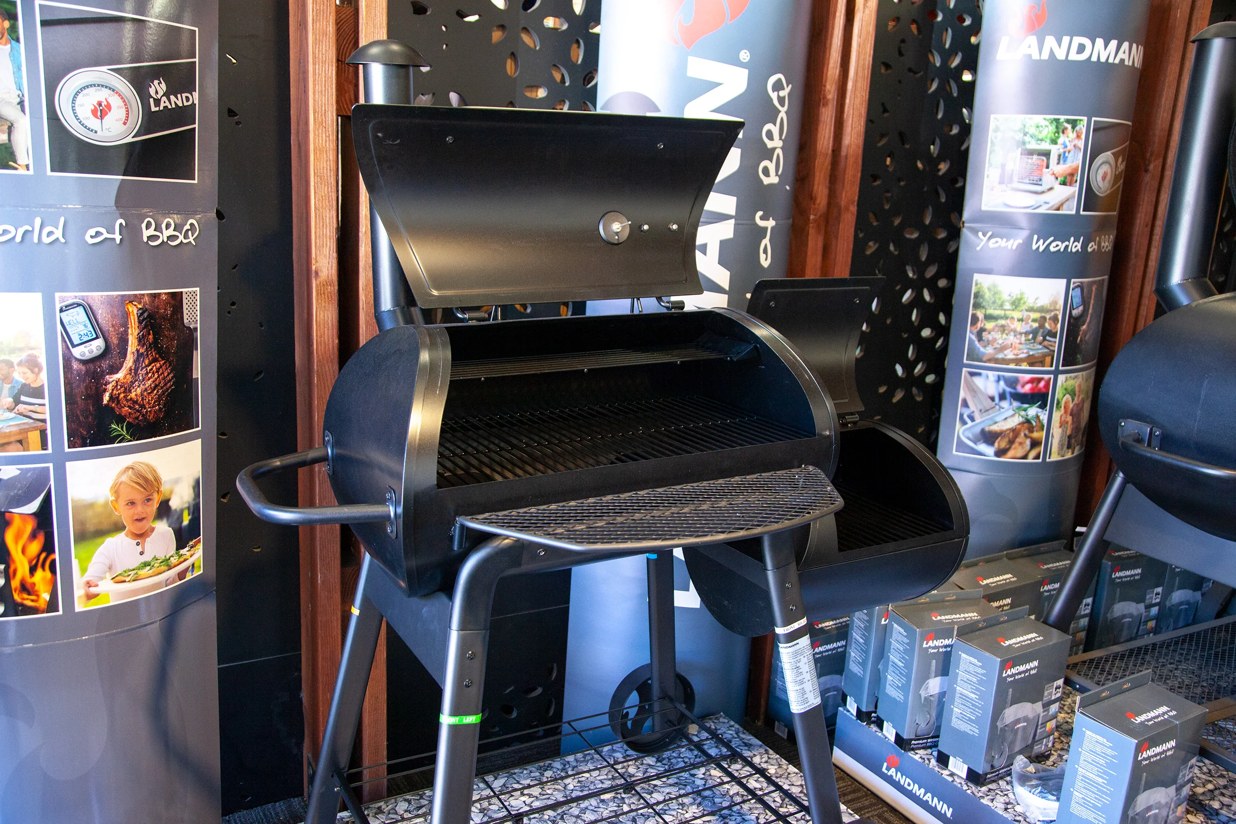 Landmann Vinson 200 Offset Smoker - Image 4