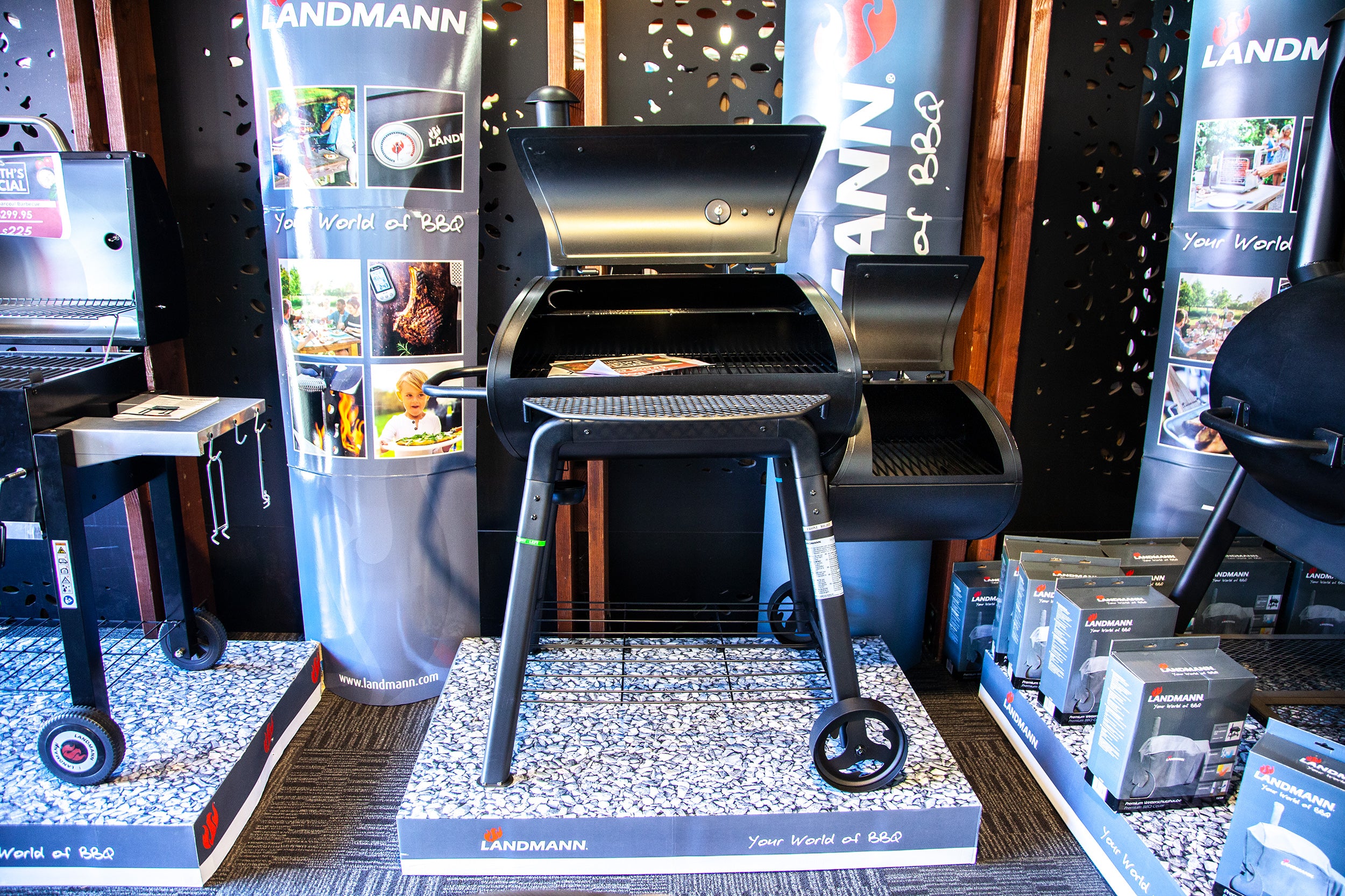 Landmann Vinson 200 Offset Smoker - Image 5