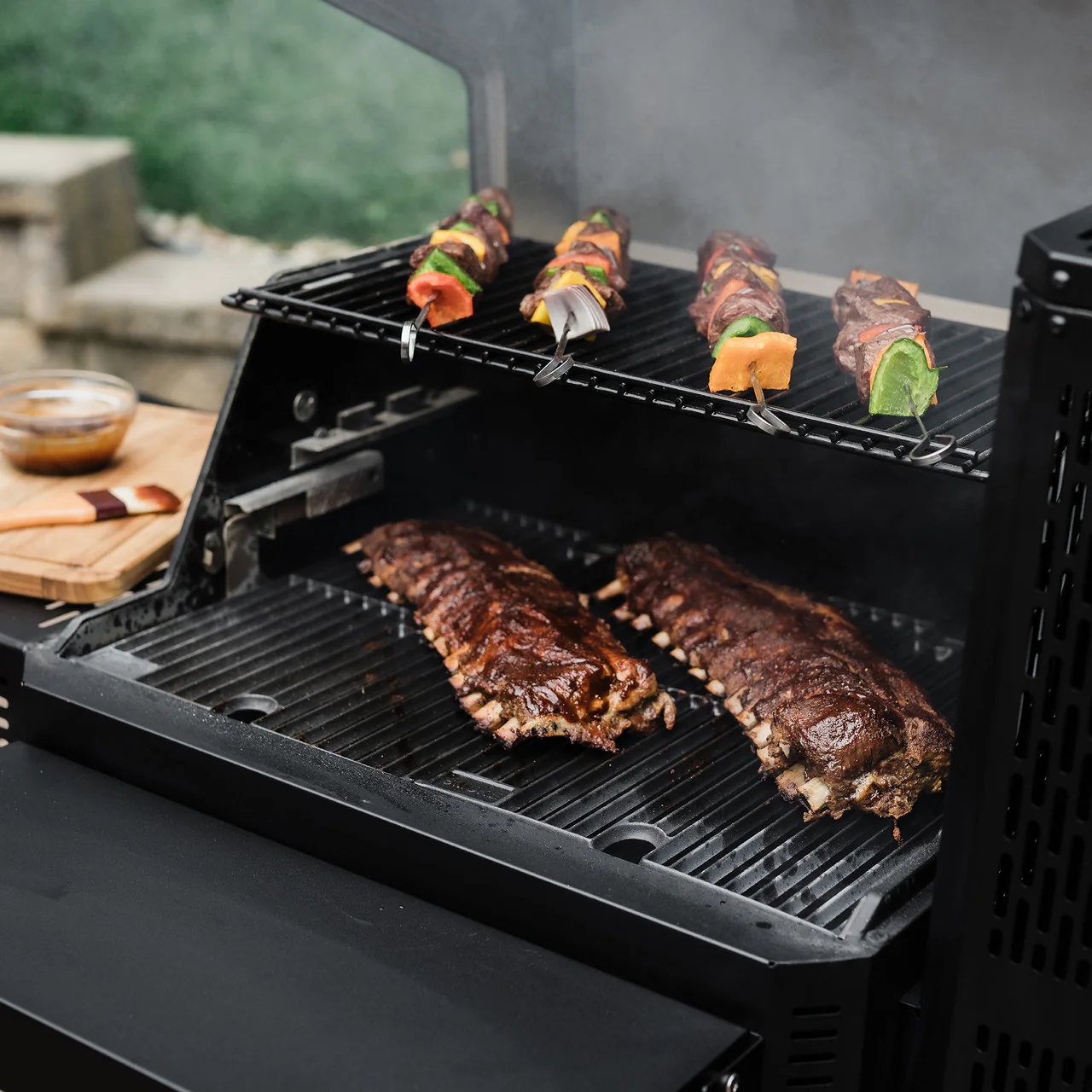Masterbuilt Gravity Series 1150 Digital Charcoal BBQ + Smoker - Bundle - Image 14