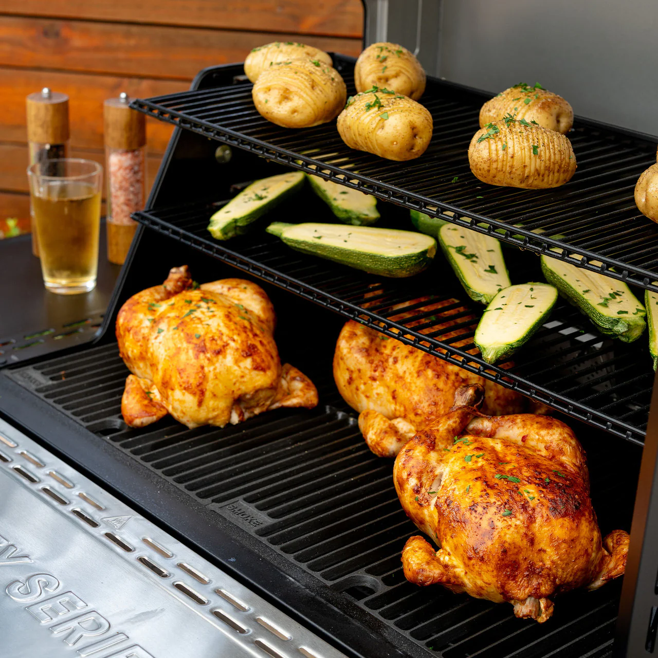 Masterbuilt Gravity Series 1150 Digital Charcoal BBQ + Smoker - Bundle - Image 15
