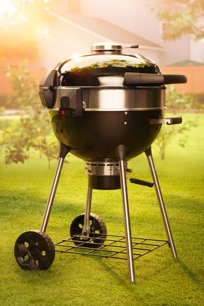 Napoleon Professional 22 Charcoal Kettle BBQ - Image 6