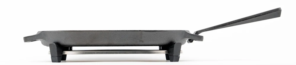 Ooni Cast Iron Grizzler Griddle Pan - Image 4