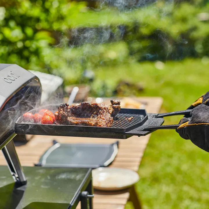 Ooni Dual-Sided Grizzler Plate with Stainless Steel Trivet - Image 5