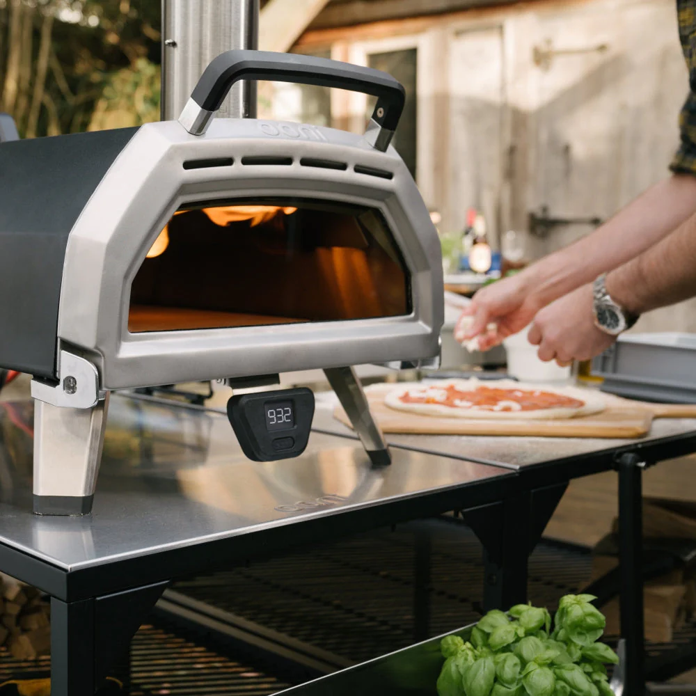 Ooni Karu 16 Inch Portable Wood and Charcoal Fired Outdoor Pizza Oven - Image 12