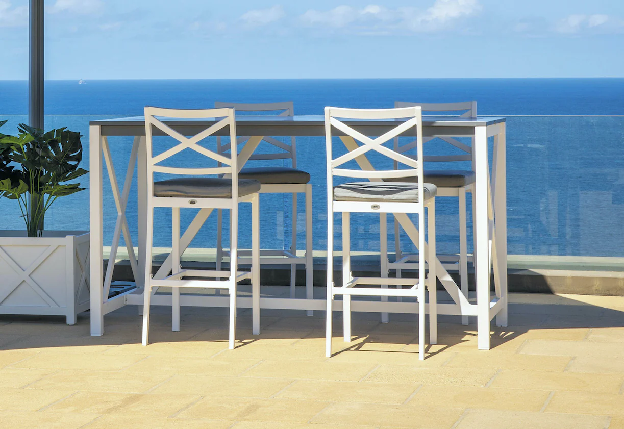 Shelta Bridgeport Aluminium Bar Chair - Image 3