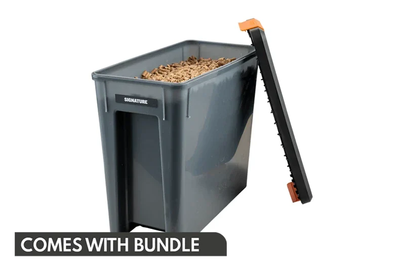 Traeger Staydry Pellet Bin, Lid and 9kg Pellets Bags Bundle - Image 4