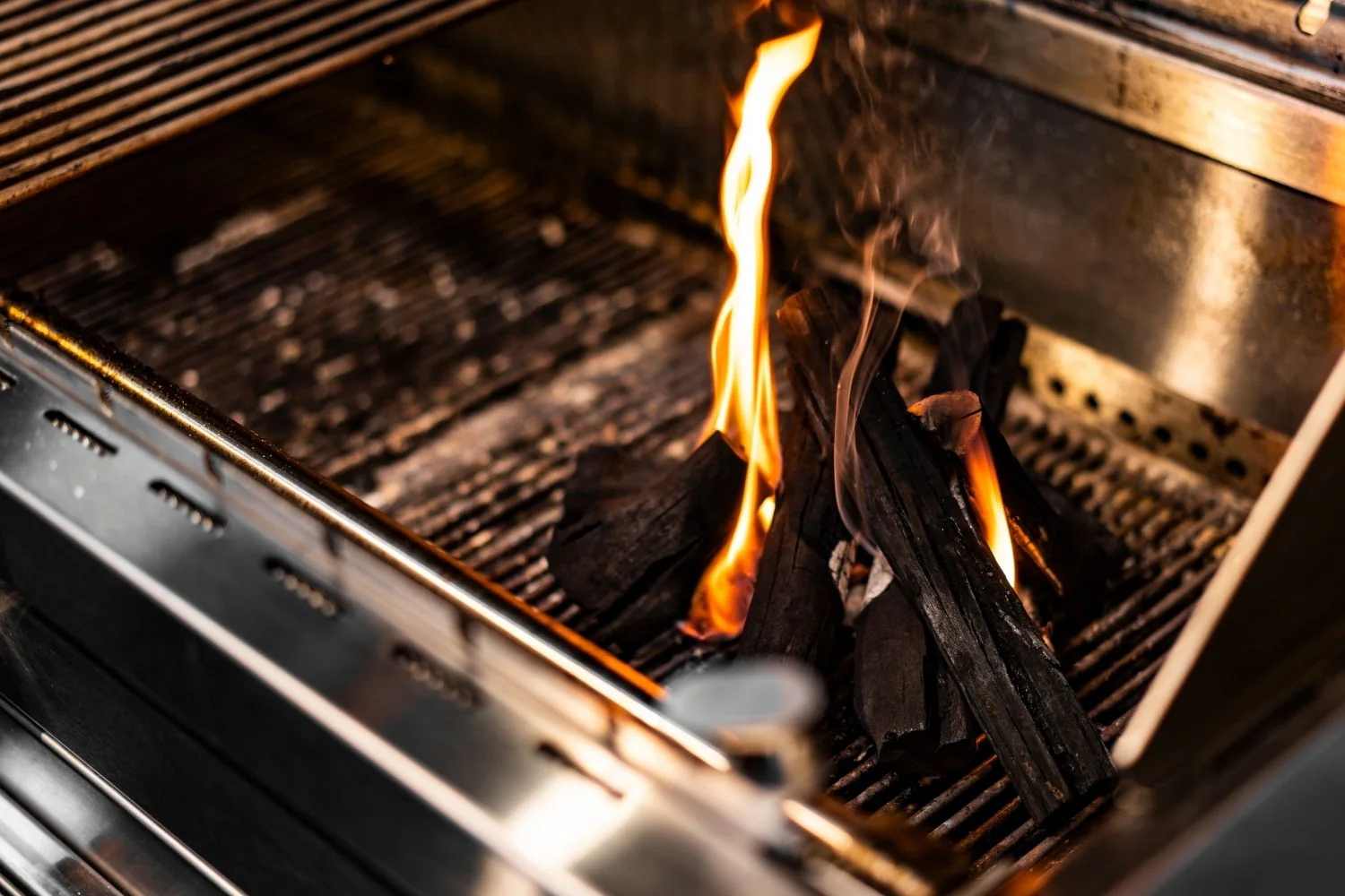 Tucker Charcoal Deluxe Pro BBQ on Cabinet with Roasting Hood - Image 18