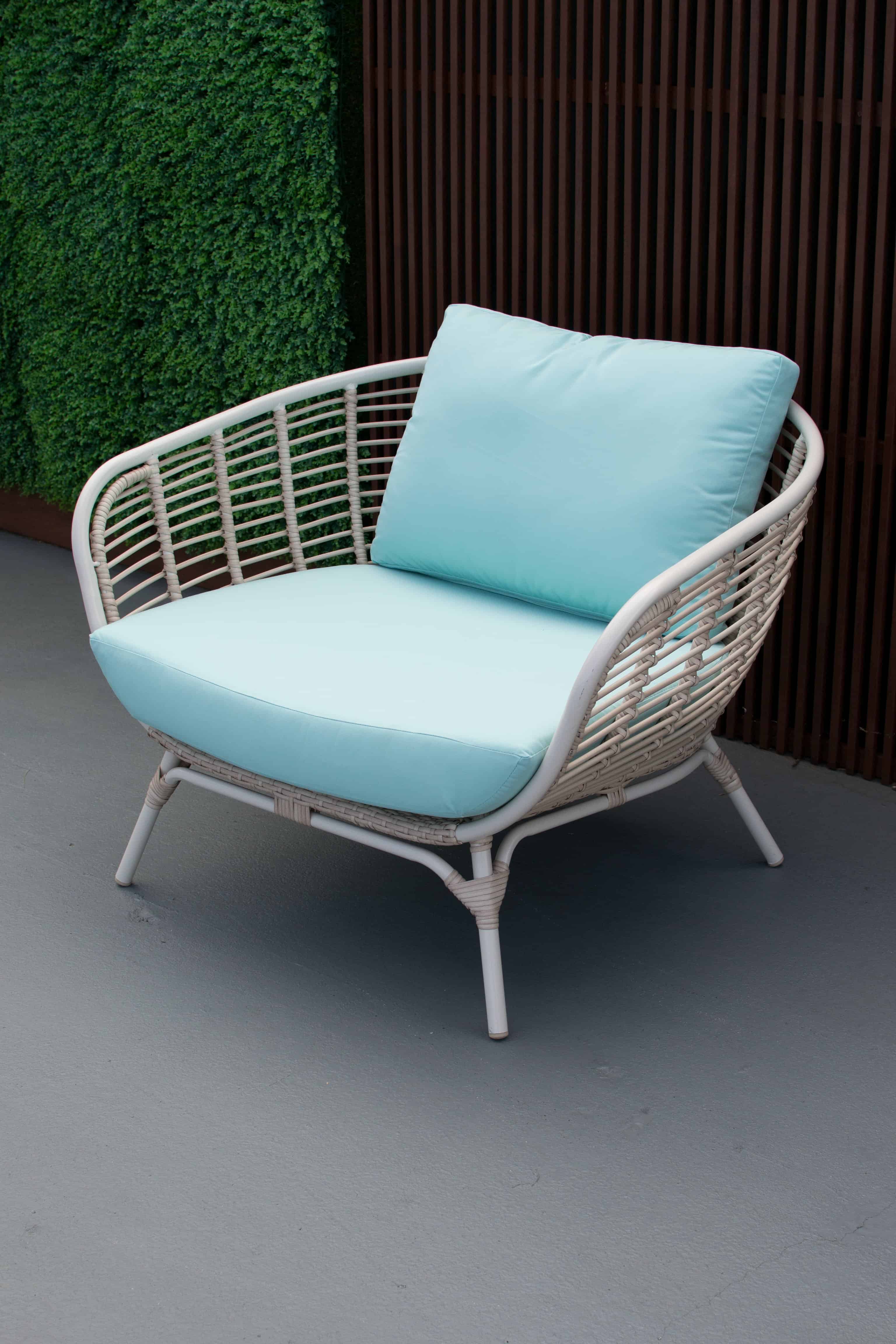Tucker Oasis Love seat & Ottoman Piece - Image 11