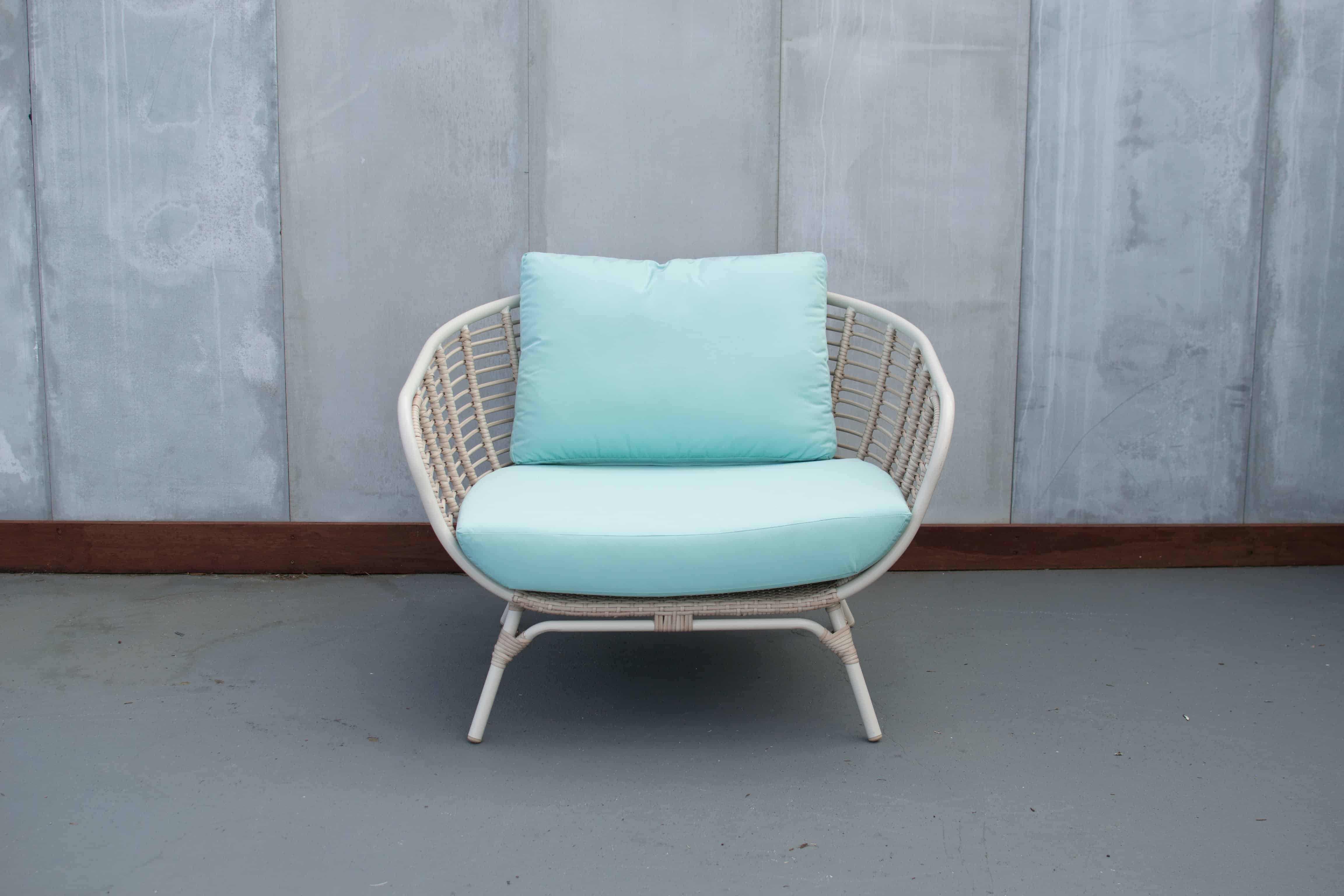 Tucker Oasis Love seat & Ottoman Piece - Image 4