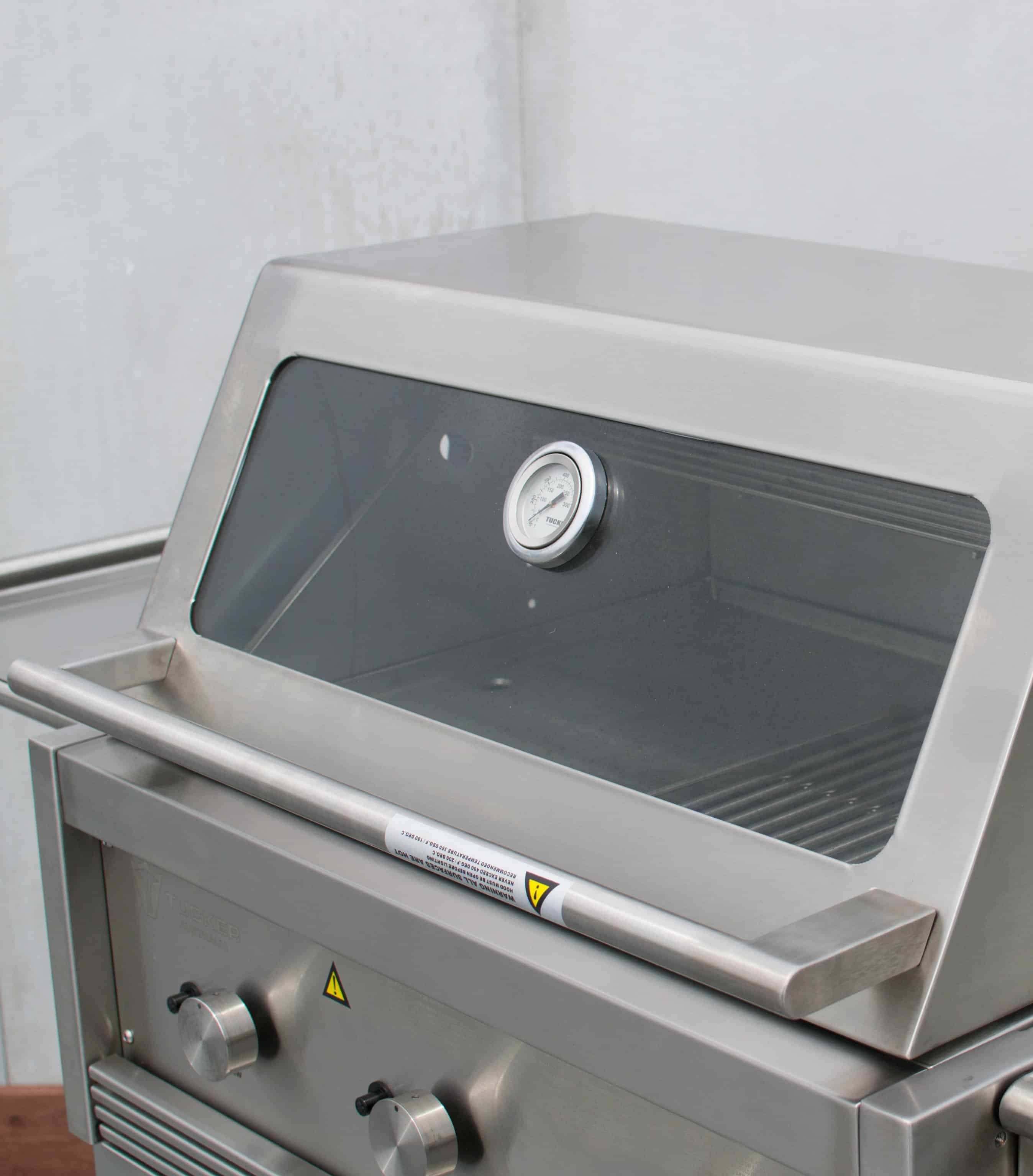 Tucker R Class V8 BBQ with Flame Failure - Image 4