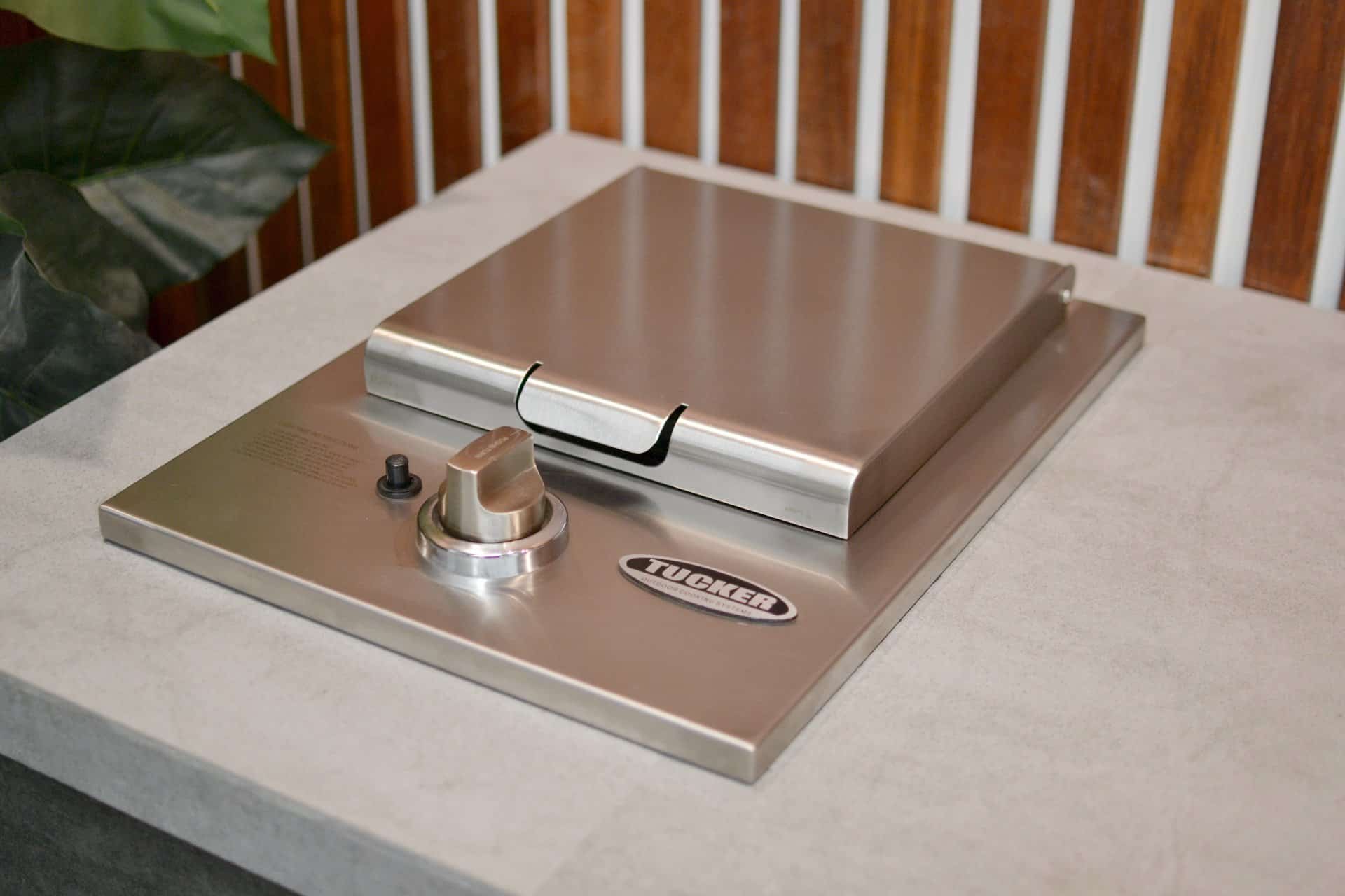 Tucker S Wok Built In - Image 3